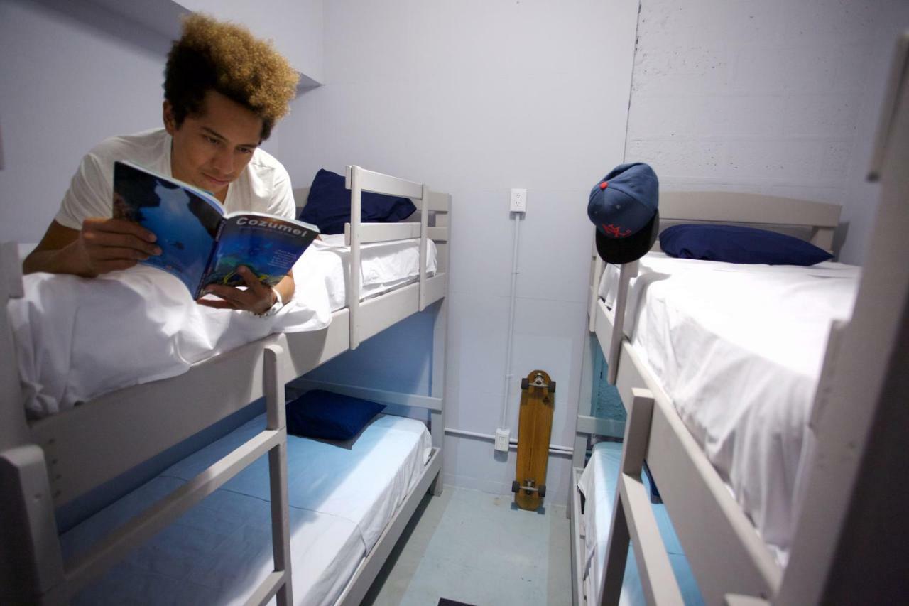 Hostel Auikyani Косумел Екстериор снимка